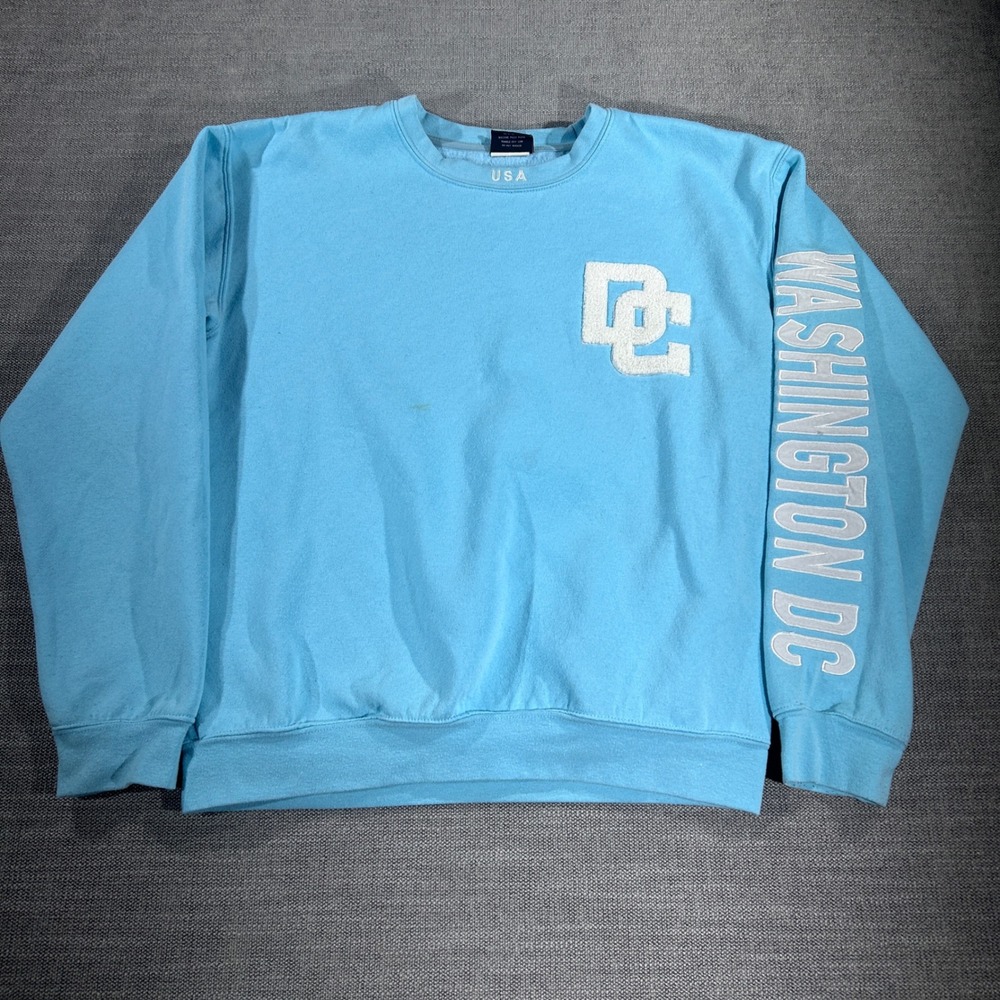 DC Sweatshirt Mens Medium Blue Good Washington DC Chenille Patch‎ Sleeve Graphic